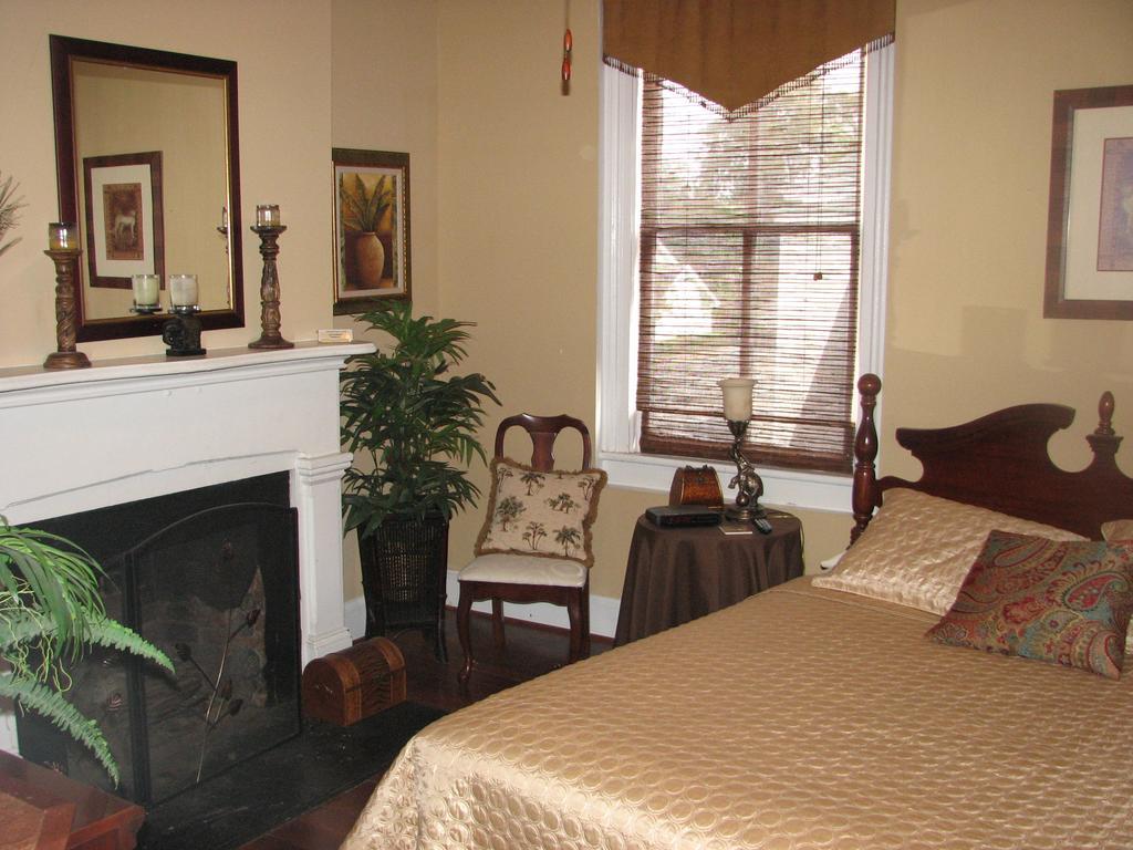 Olde Town Inn Augusta Ngoại thất bức ảnh